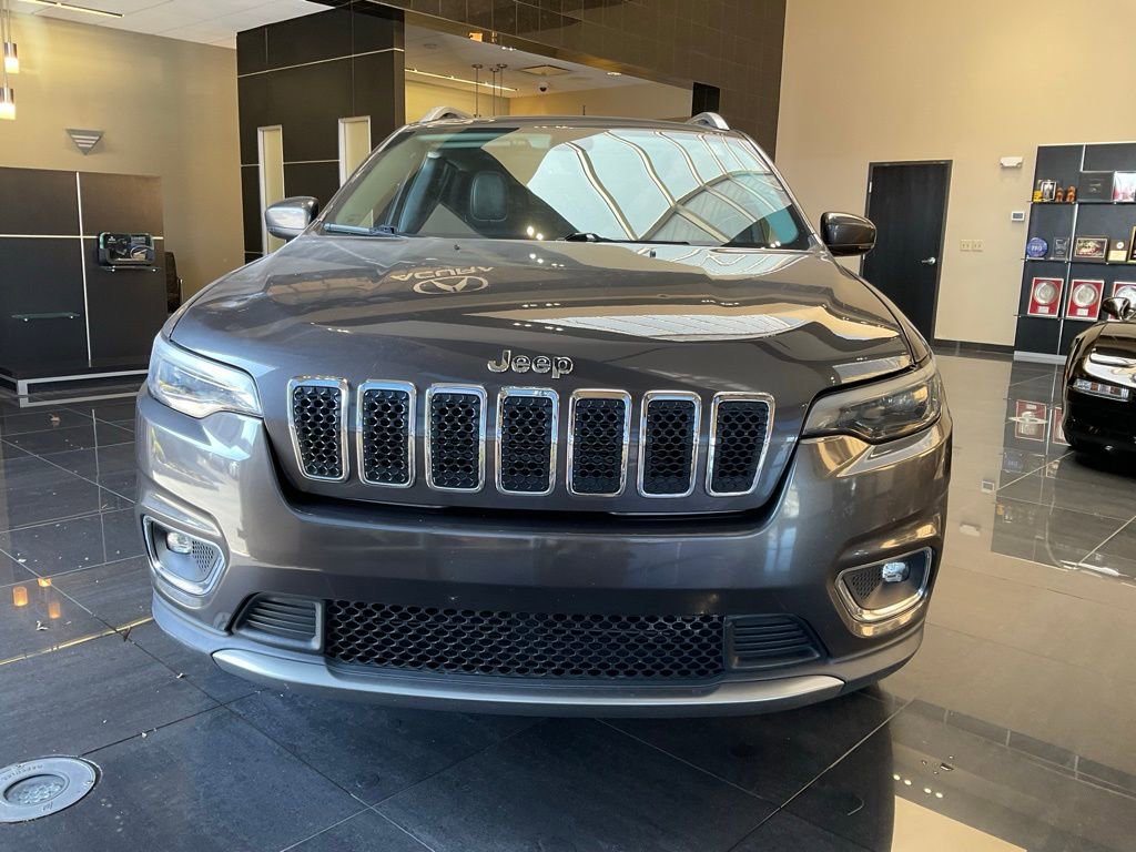 Used 2019 Jeep Cherokee Limited image 2