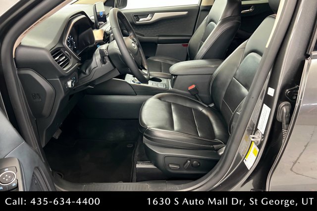 Used 2020 Ford Escape SEL image 17