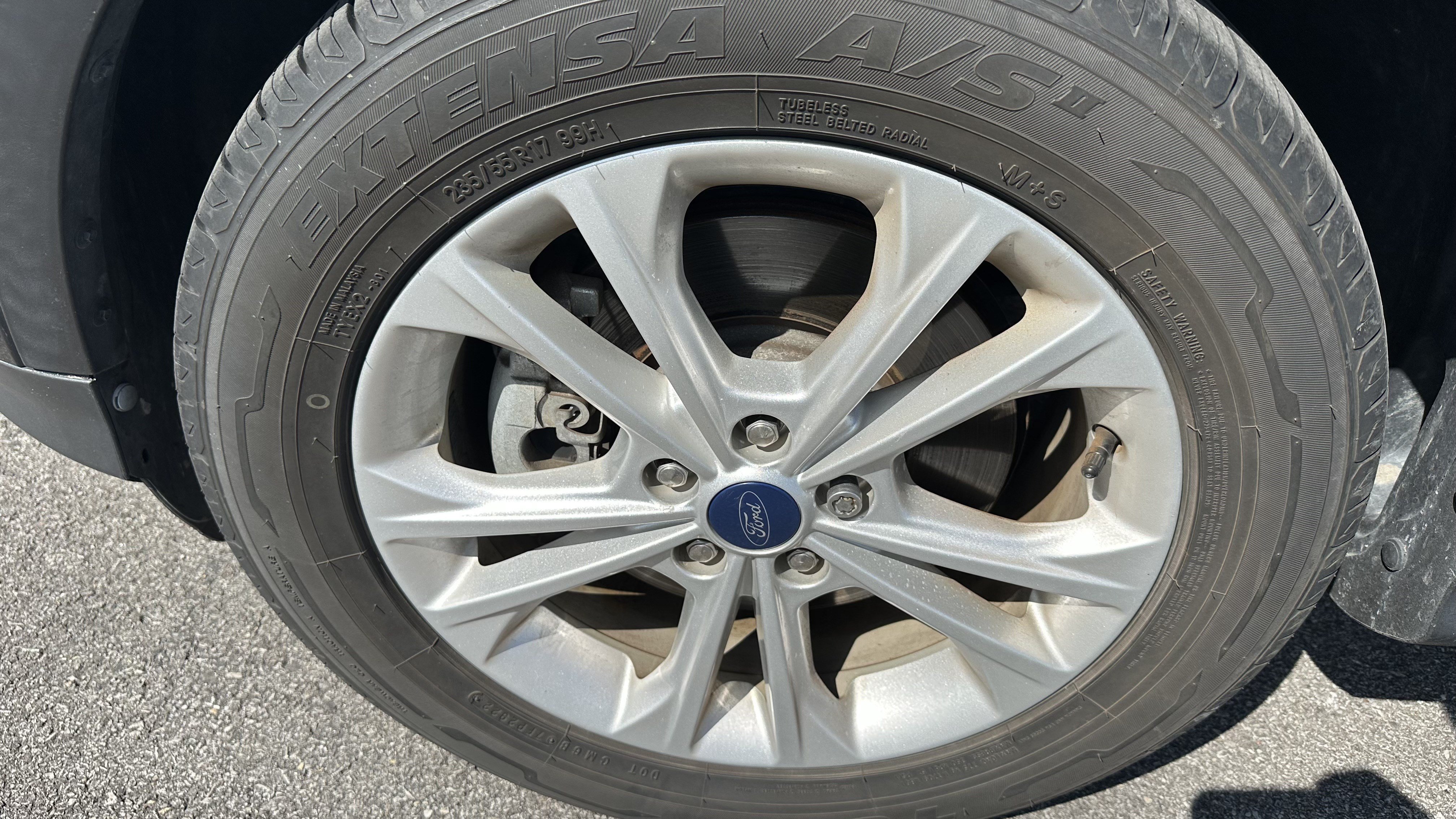 Used 2018 Ford Escape SEL AWD/4WD image 12