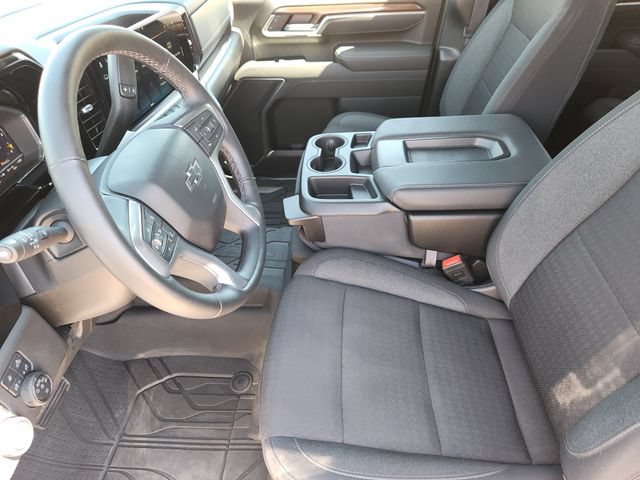 Used 2025 Chevrolet Silverado 2500 LT w/ Trail Boss Package AWD/4WD image 13