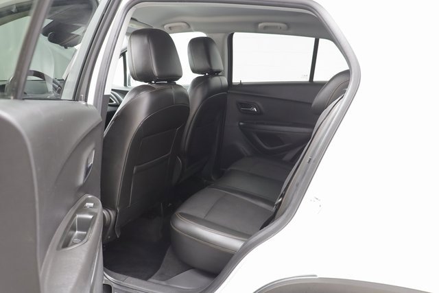 Certified 2020 Chevrolet Trax LT w/ LT Convenience Package image 12