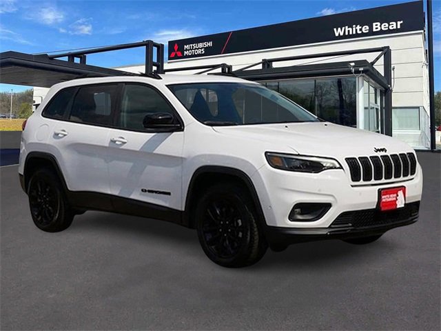 Used 2023 Jeep Cherokee Altitude Lux