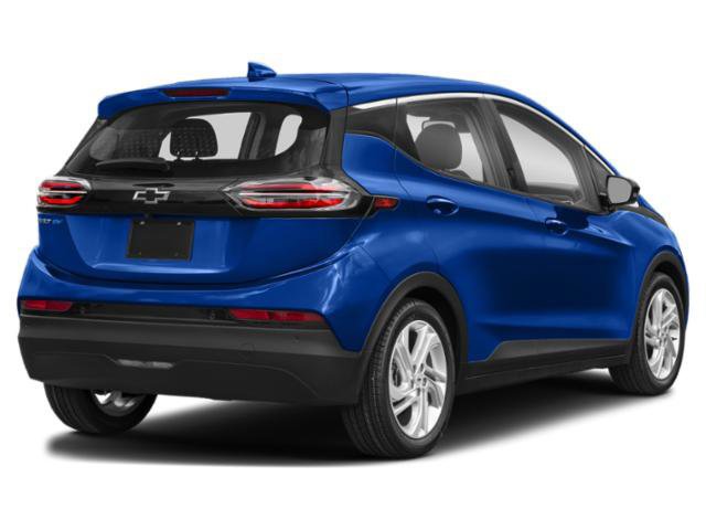 Used 2023 Chevrolet Bolt LT w/ Infotainment Package FWD image 2
