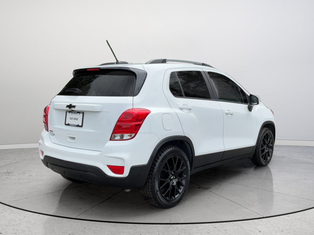Certified 2022 Chevrolet Trax LT w/ Sport Edition FWD image 7