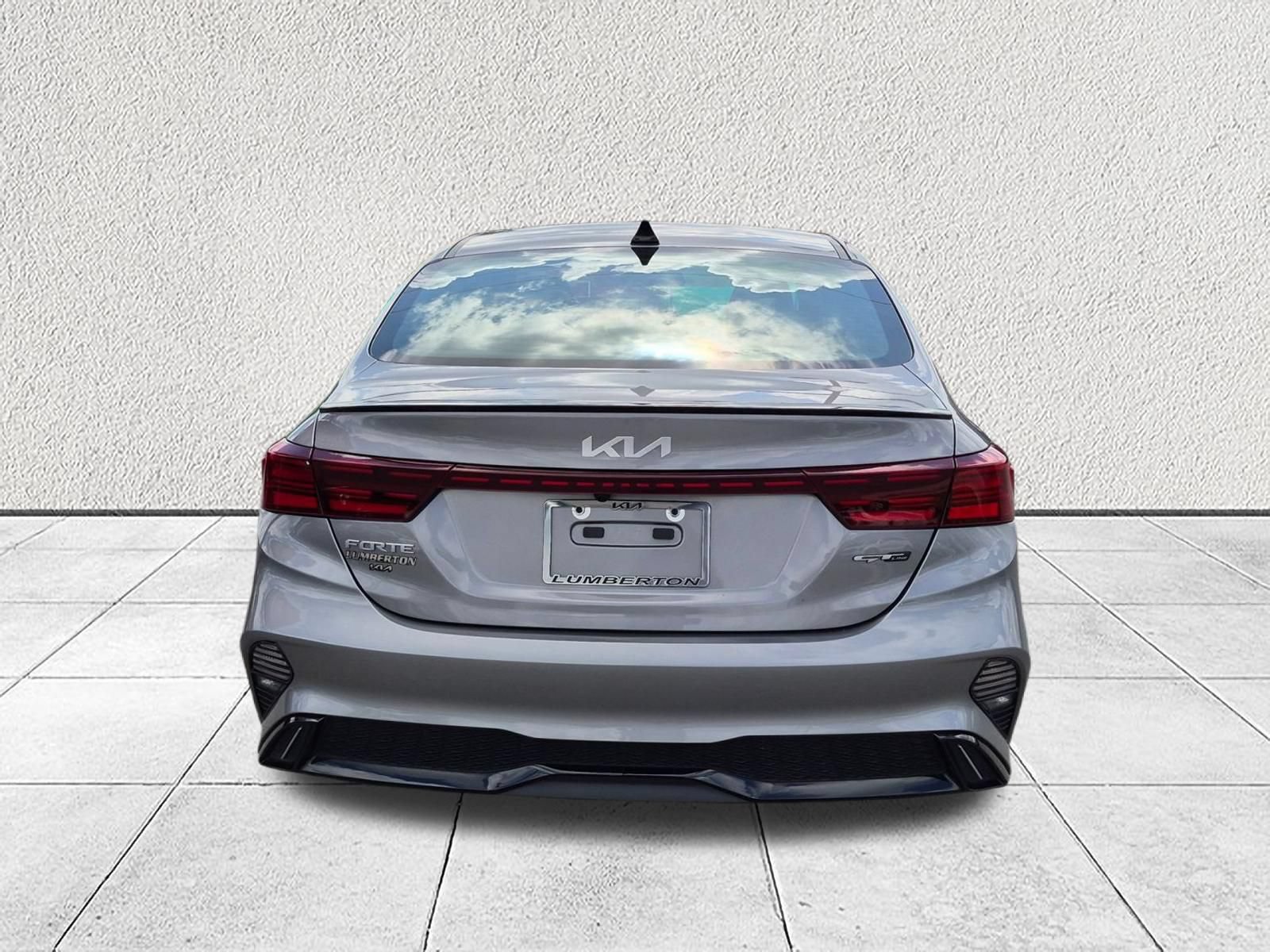 Used 2024 Kia Forte GT-Line FWD image 4