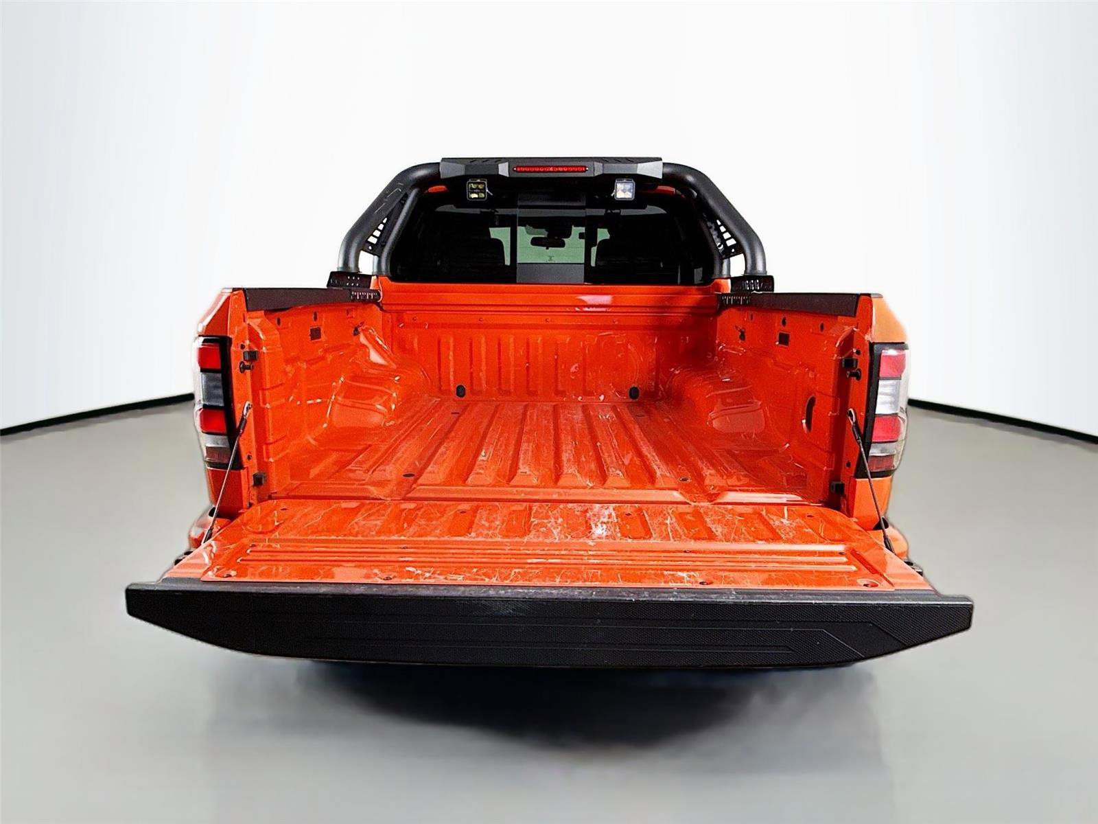 Used 2025 Nissan Frontier PRO-4X image 23