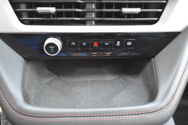 Used 2025 Ford Explorer Active w/ Active Comfort Package AWD/4WD image 27