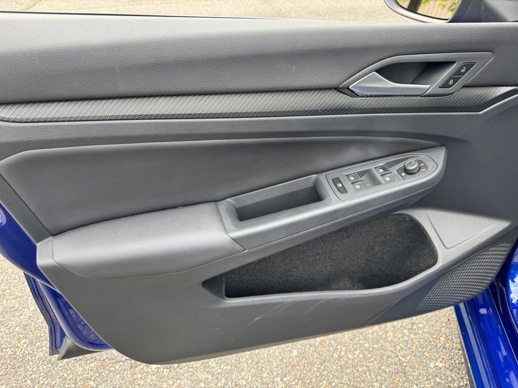 Used 2023 Volkswagen Golf R AWD/4WD image 16