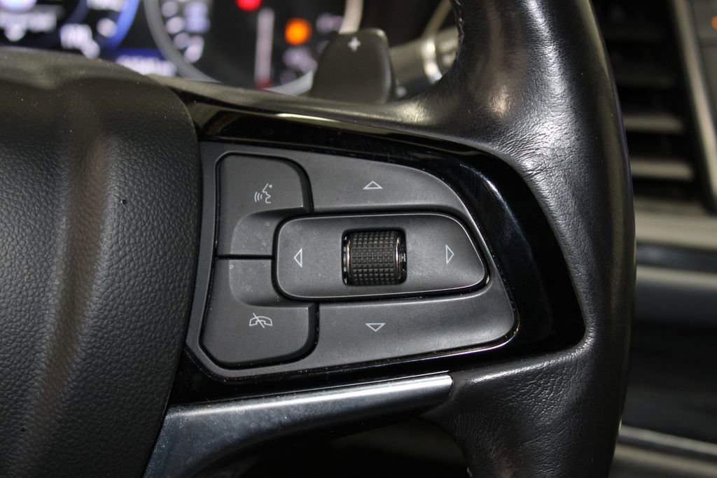 Used 2022 Buick Enclave Premium image 36