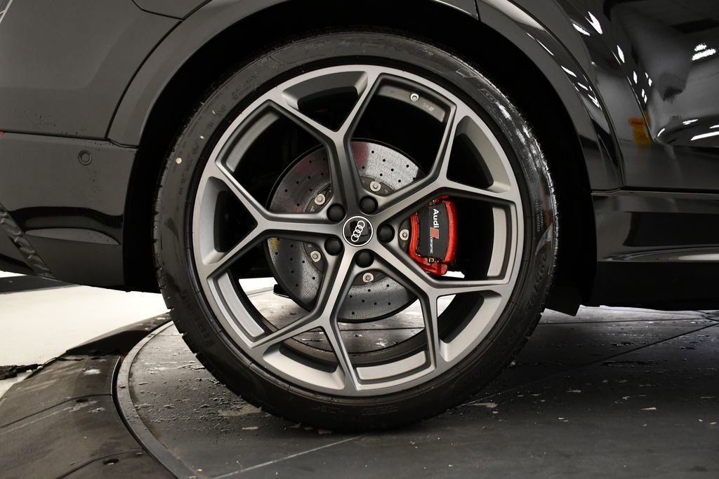 New 2026 Audi RS Q8 performance image 14