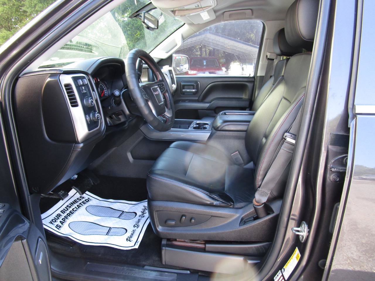 Used 2014 GMC Sierra 1500 SLT w/ All-Terrain Package AWD/4WD image 17