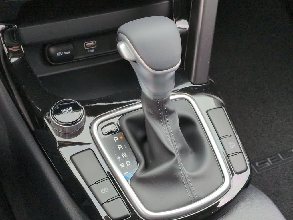 New 2026 Kia Seltos S FWD image 16
