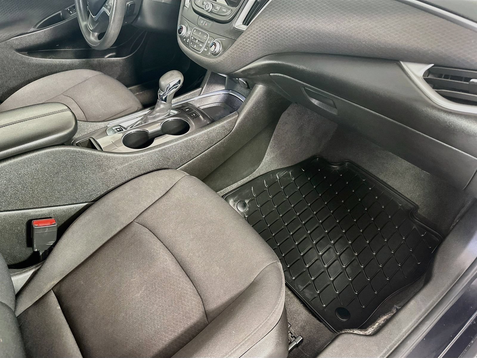 Used 2023 Chevrolet Malibu LT w/ Driver Confidence Package FWD image 33