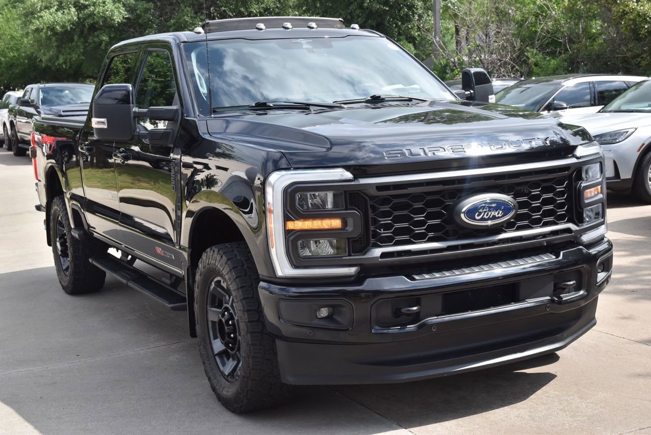 Certified 2023 Ford F250 Lariat w/ Lariat Ultimate Package AWD/4WD image 4