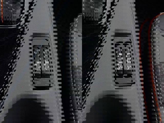 Certified 2025 Subaru Crosstrek 2.5i Limited w/ Popular Package #4A image 29