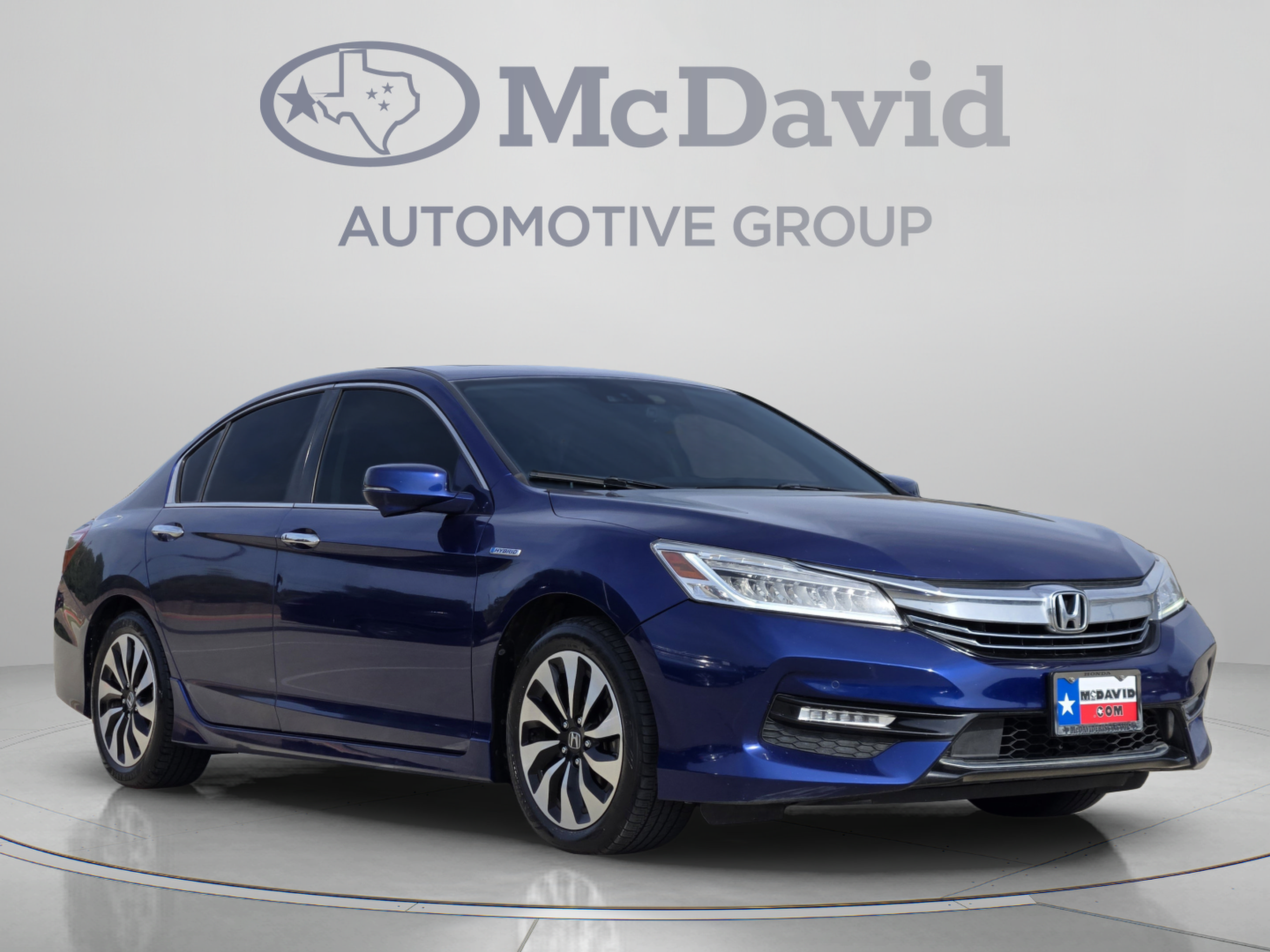 Used 2017 Honda Accord Touring image 7