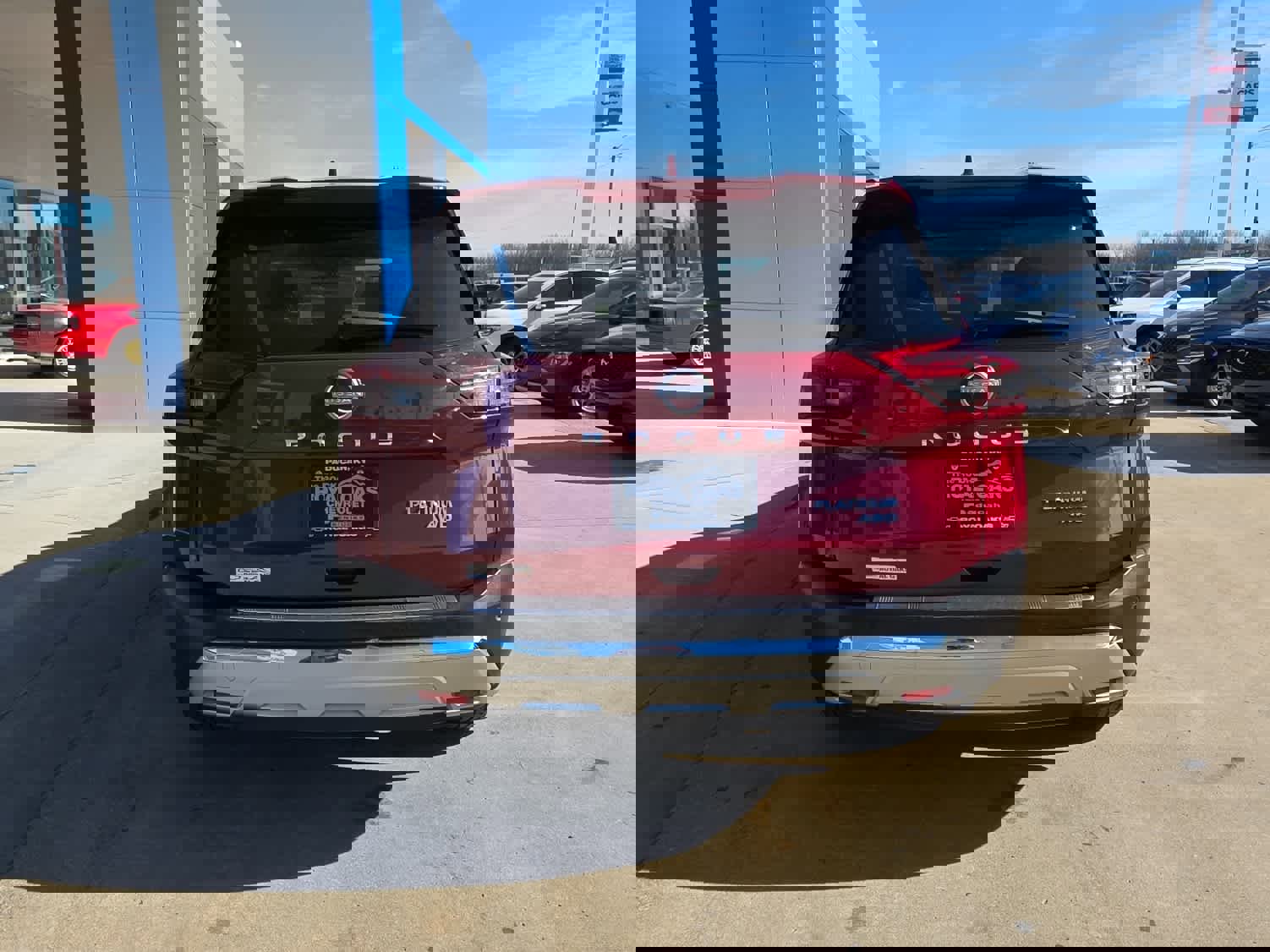 Used 2022 Nissan Rogue Platinum w/ Head-Up Display Package image 7