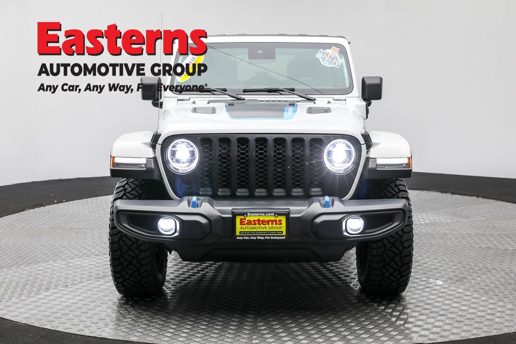 Used 2022 Jeep Wrangler Unlimited Rubicon 4xe w/ Cold Weather Group AWD/4WD image 2
