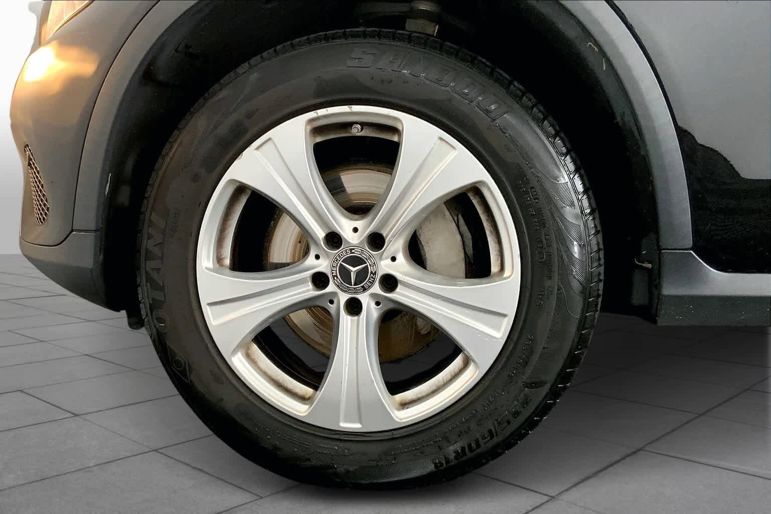 Used 2018 Mercedes-Benz GLC 300 4MATIC image 11