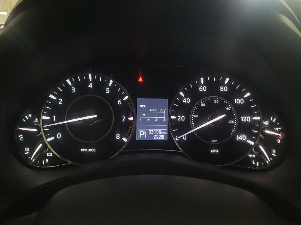 Used 2020 Nissan Armada Platinum w/ Captain's Chairs Package RWD image 23