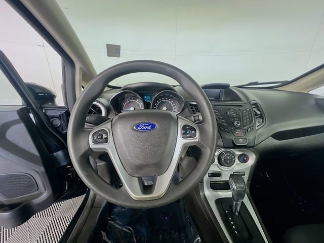 Used 2018 Ford Fiesta SE image 13