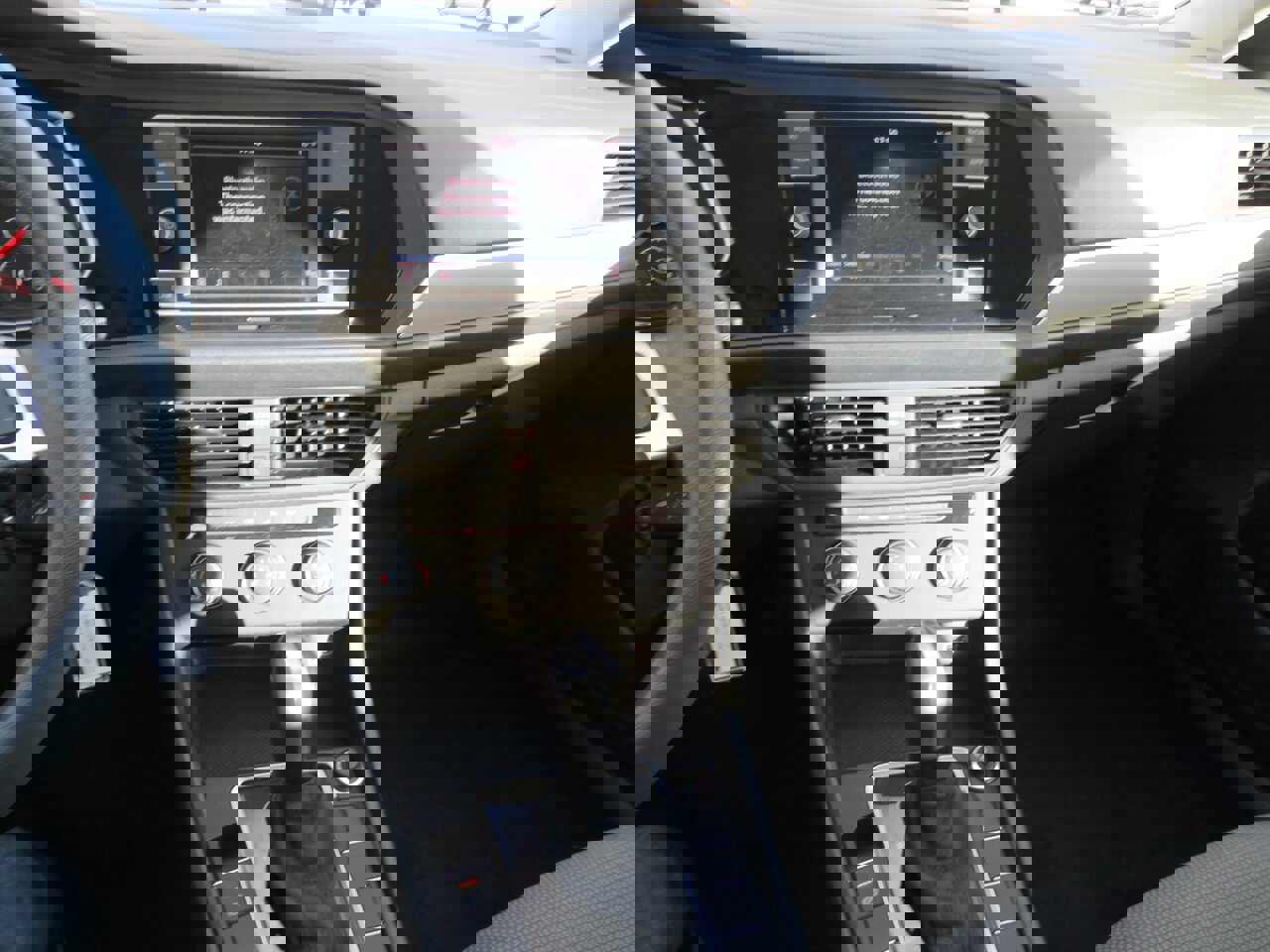 Used 2019 Volkswagen Jetta S w/ Driver Assistance Package FWD image 11