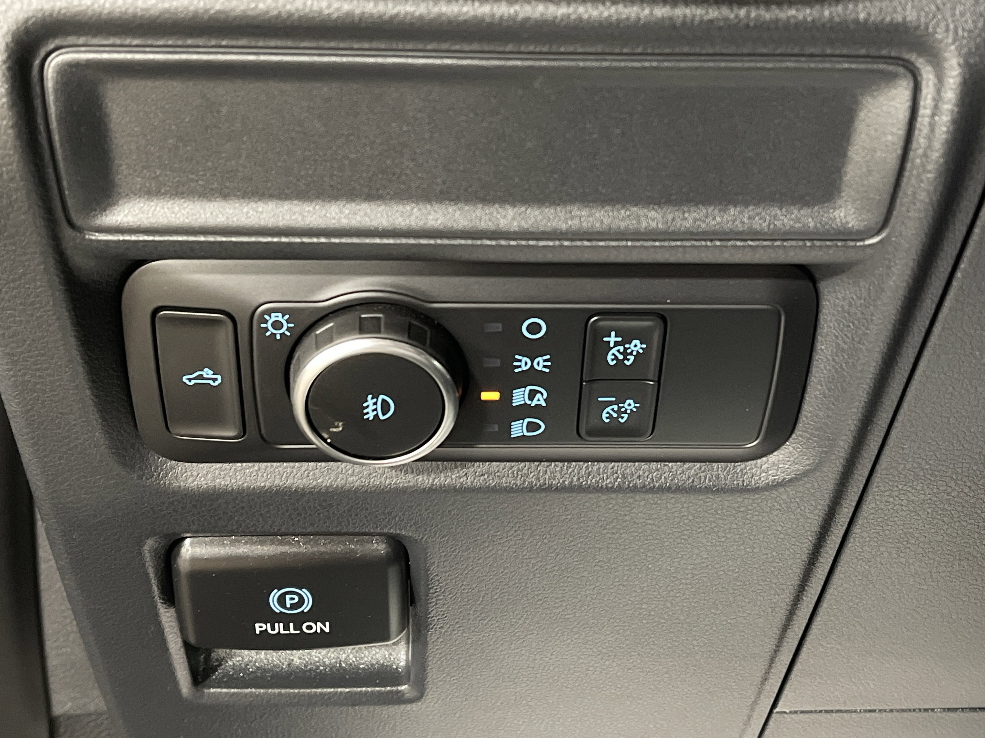 Used 2022 Ford F150 XL w/ STX Appearance Package image 21