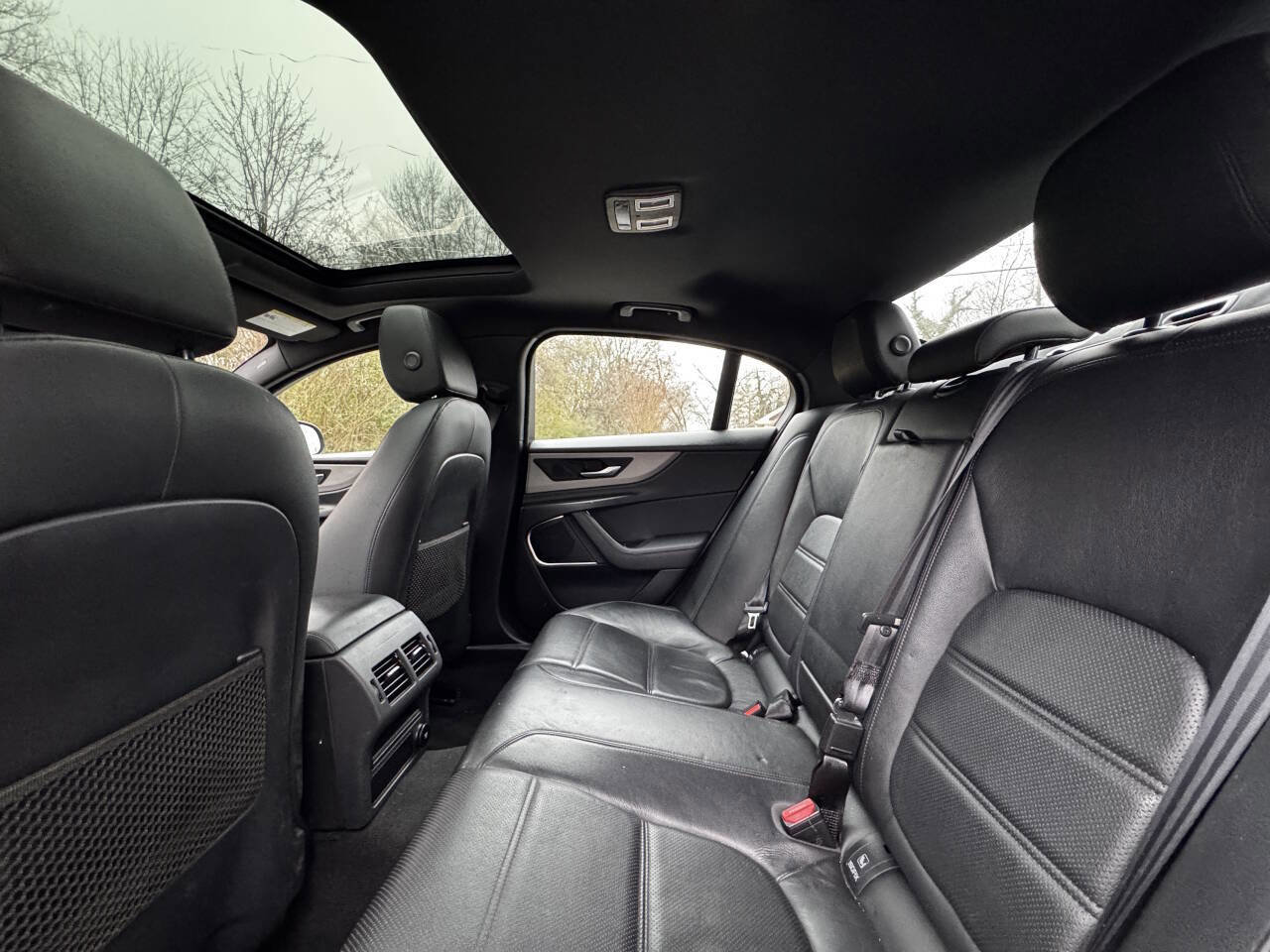 Used 2020 Jaguar XE S image 12