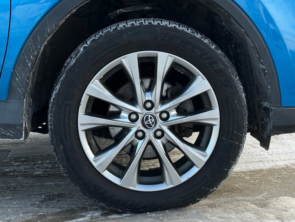 Used 2016 Toyota RAV4 Limited image 8