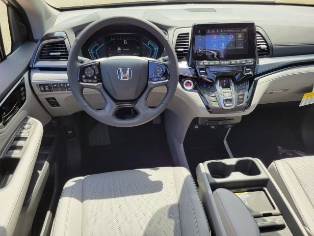Used 2024 Honda Odyssey Elite image 25