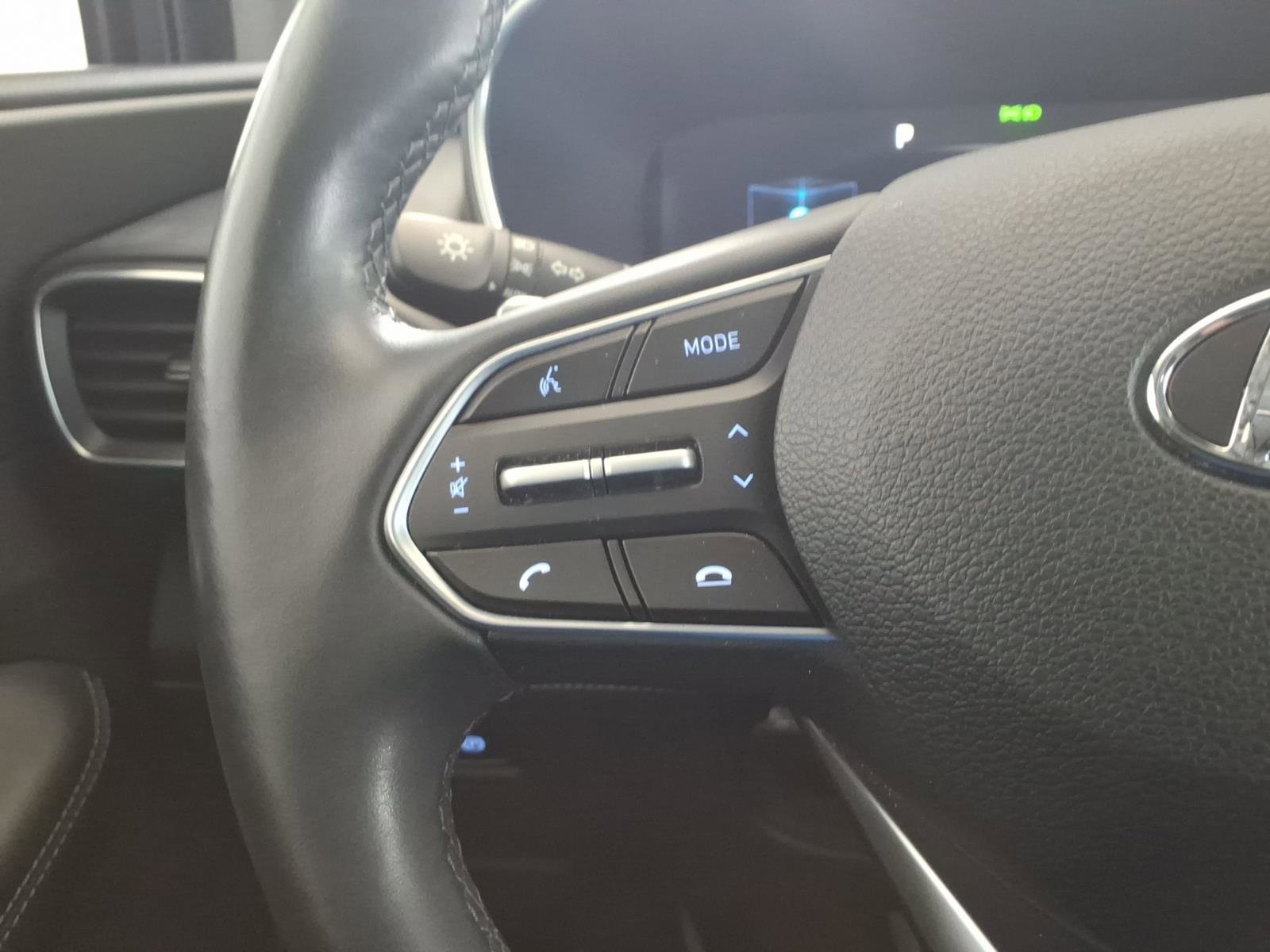 Used 2021 Hyundai Santa Fe Limited AWD/4WD image 28