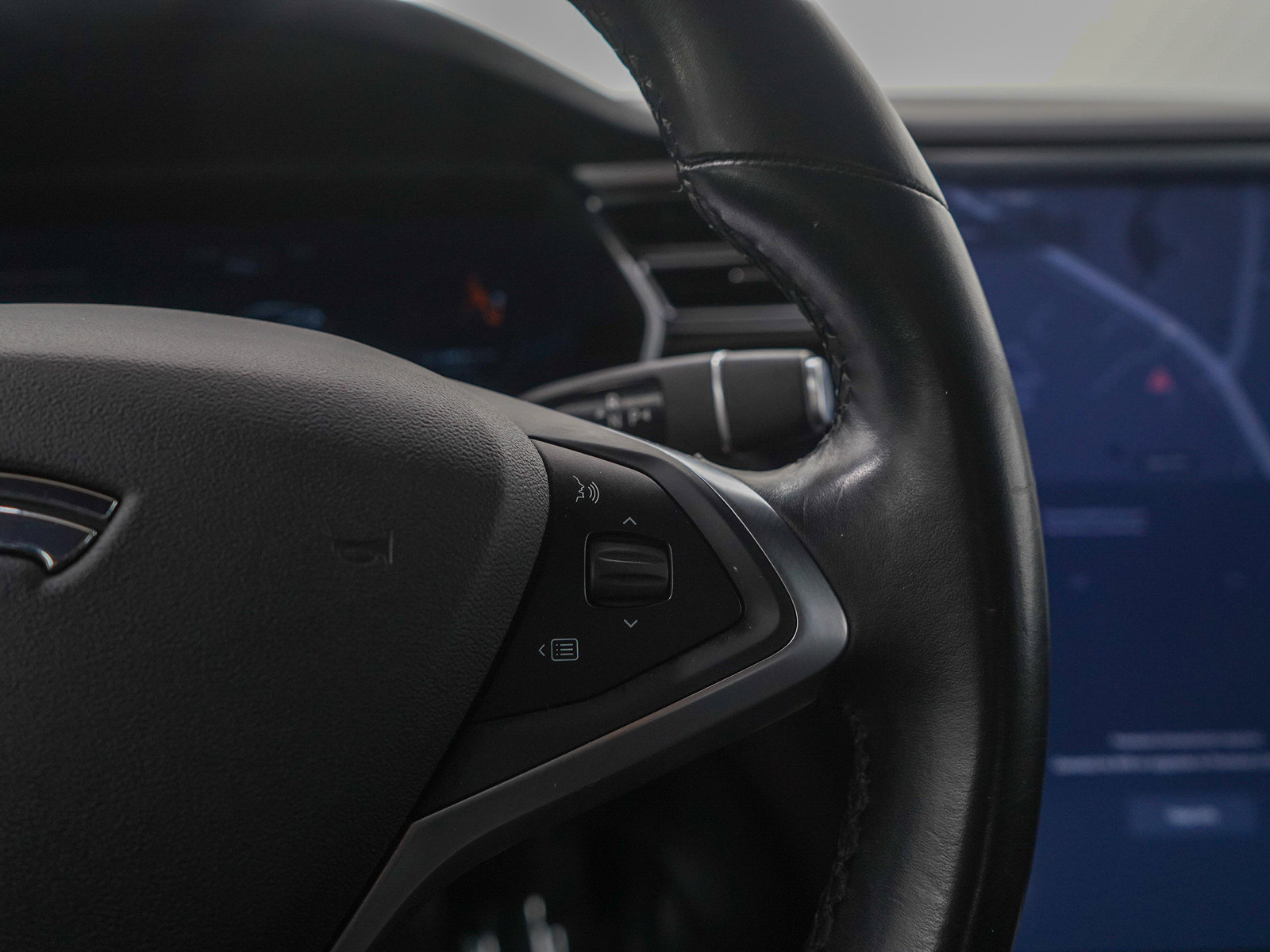 Used 2018 Tesla Model S 100D AWD/4WD image 22