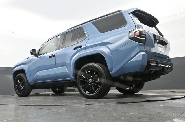 Used 2025 Toyota 4Runner Platinum AWD/4WD image 25