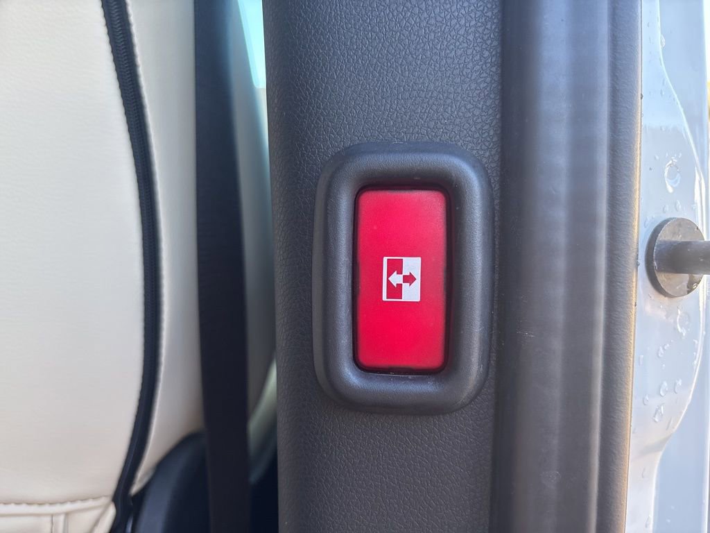 Used 2022 Mercedes-Benz Sprinter 2500 image 19