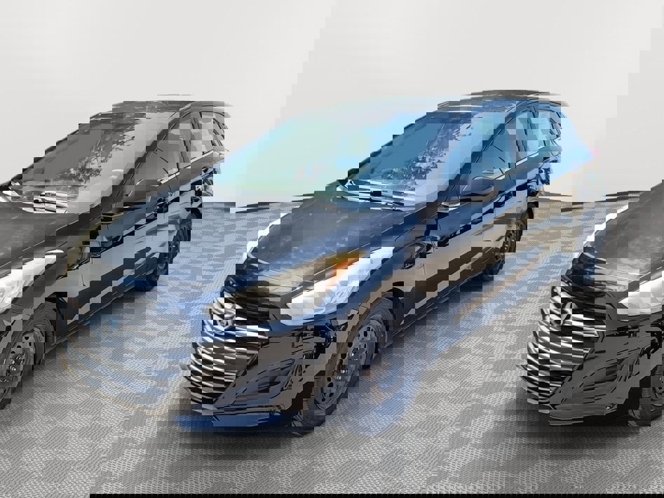 Used 2016 Hyundai Elantra GT image 1