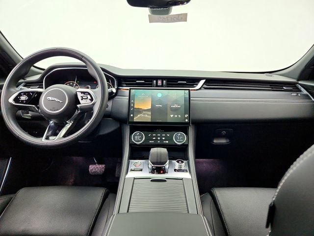 Certified 2024 Jaguar F-PACE R-Dynamic S AWD/4WD image 30
