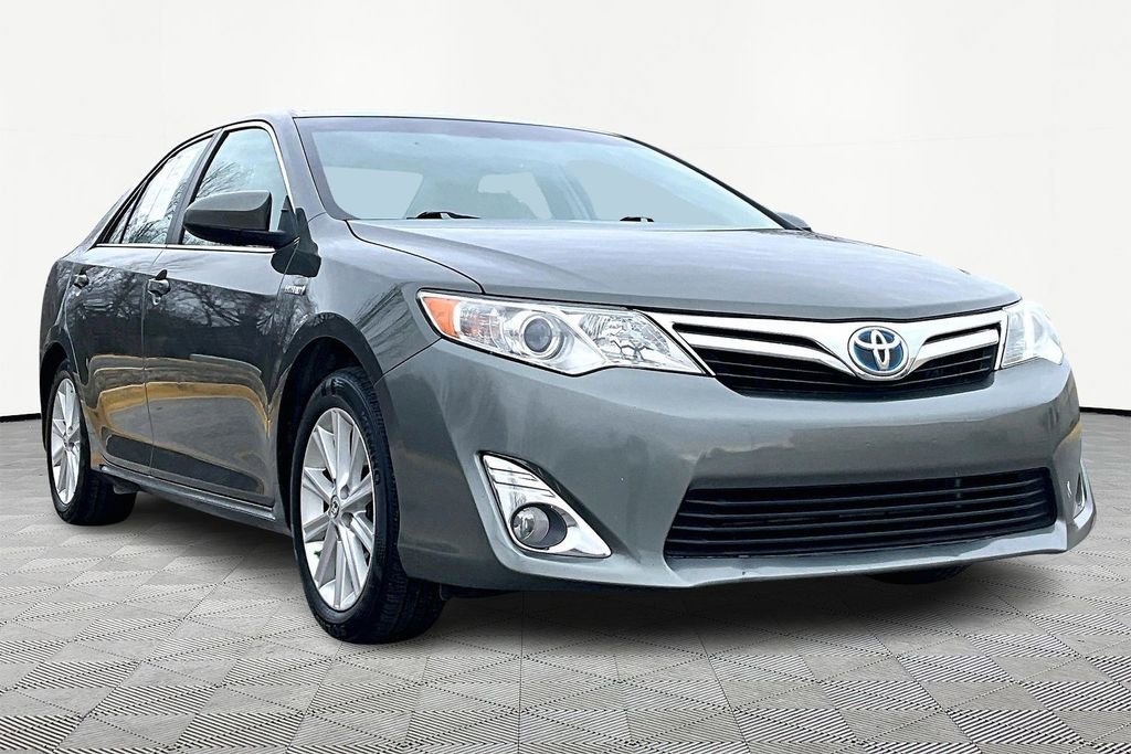 Used 2013 Toyota Camry XLE image 12