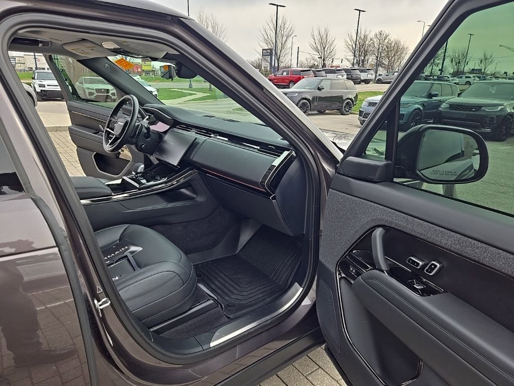 Used 2024 Land Rover Range Rover Sport Dynamic SE image 20