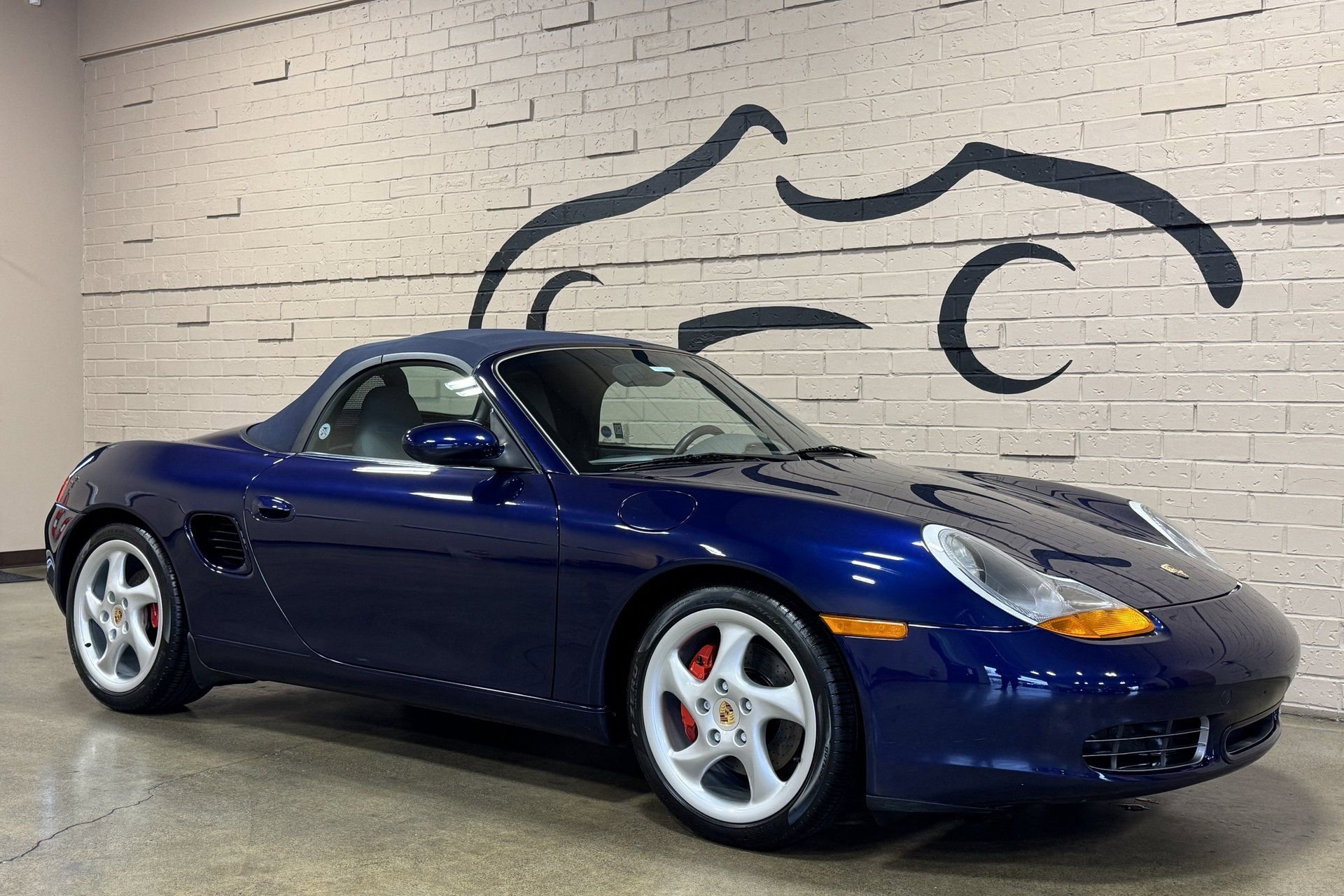 Used 2001 Porsche Boxster S image 3