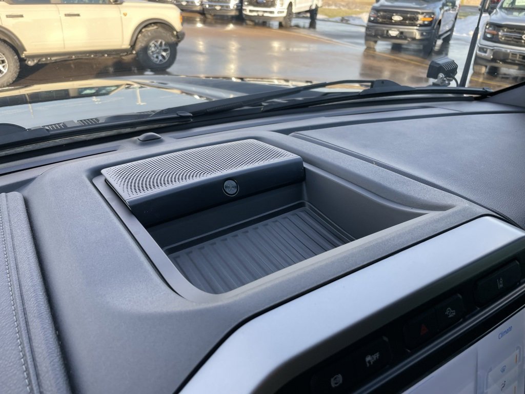 Used 2022 Ford F250 Lariat w/ Tremor Off-Road Package image 49