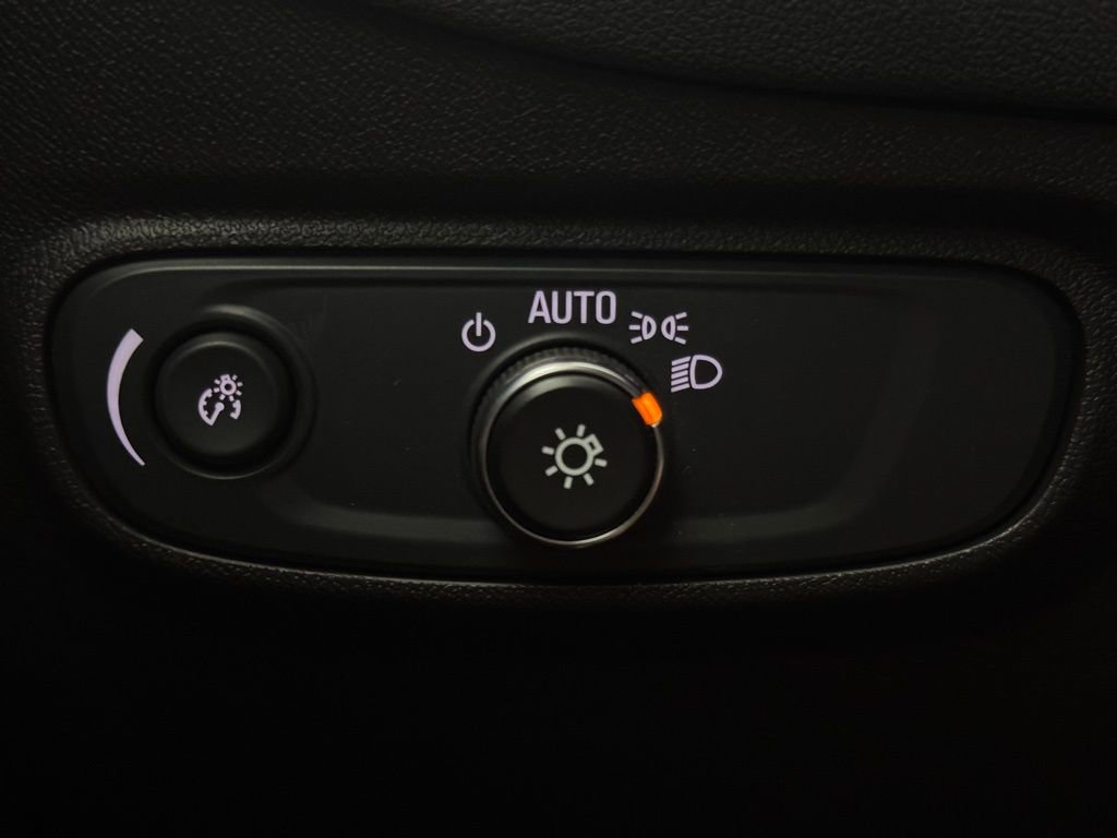 Used 2024 Chevrolet Equinox LT image 22