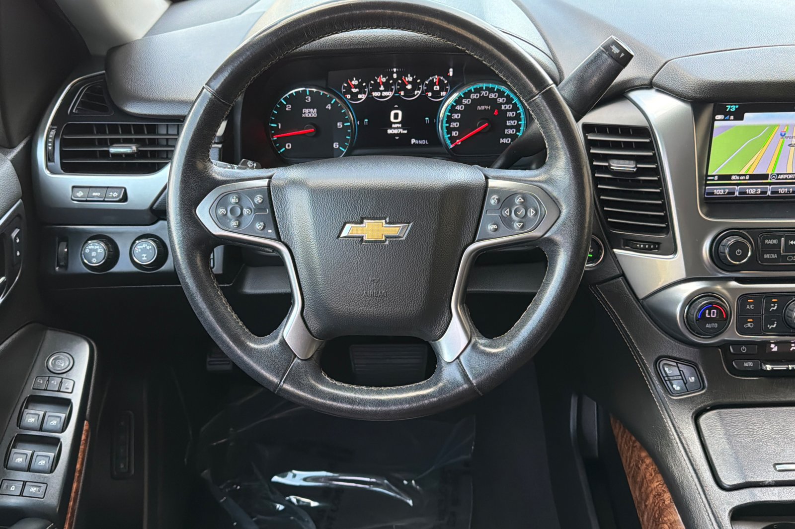 Used 2020 Chevrolet Tahoe Premier w/ Premier Plus Edition AWD/4WD image 14