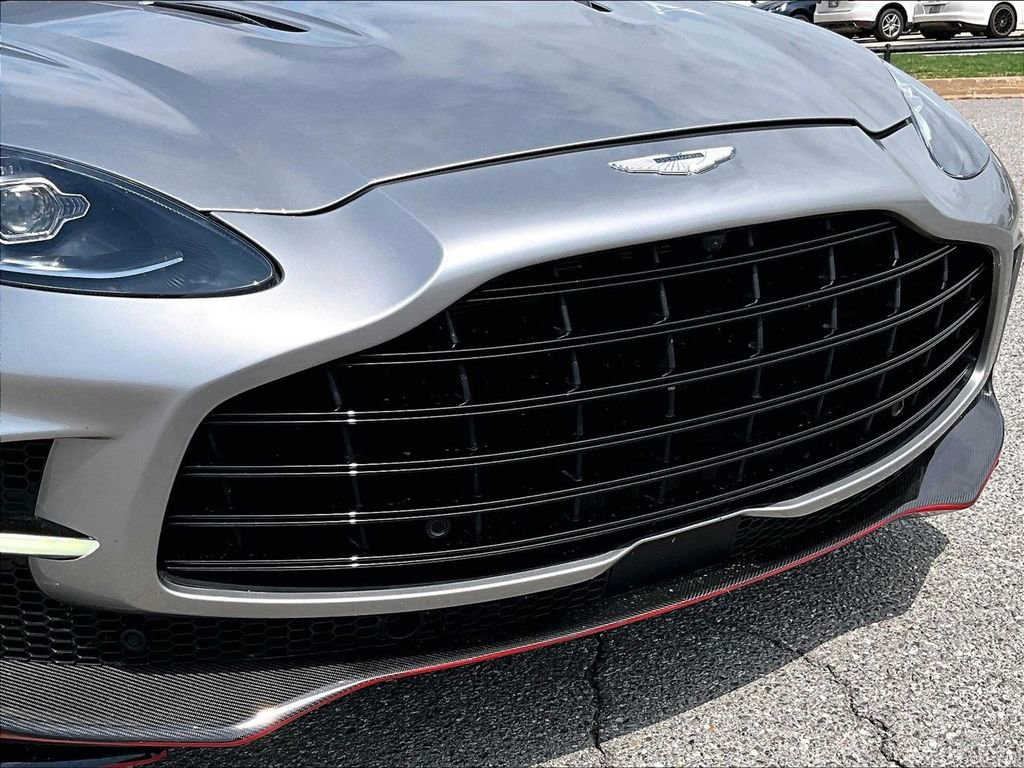 Used 2023 Aston Martin DBX 707 image 20