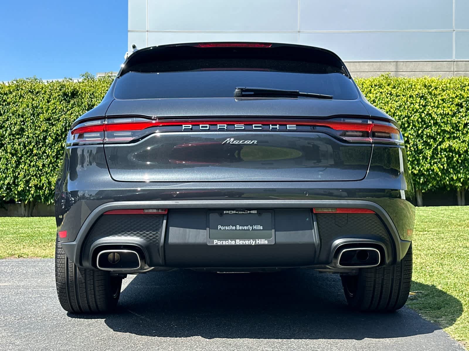 New 2026 Porsche Macan AWD/4WD image 7