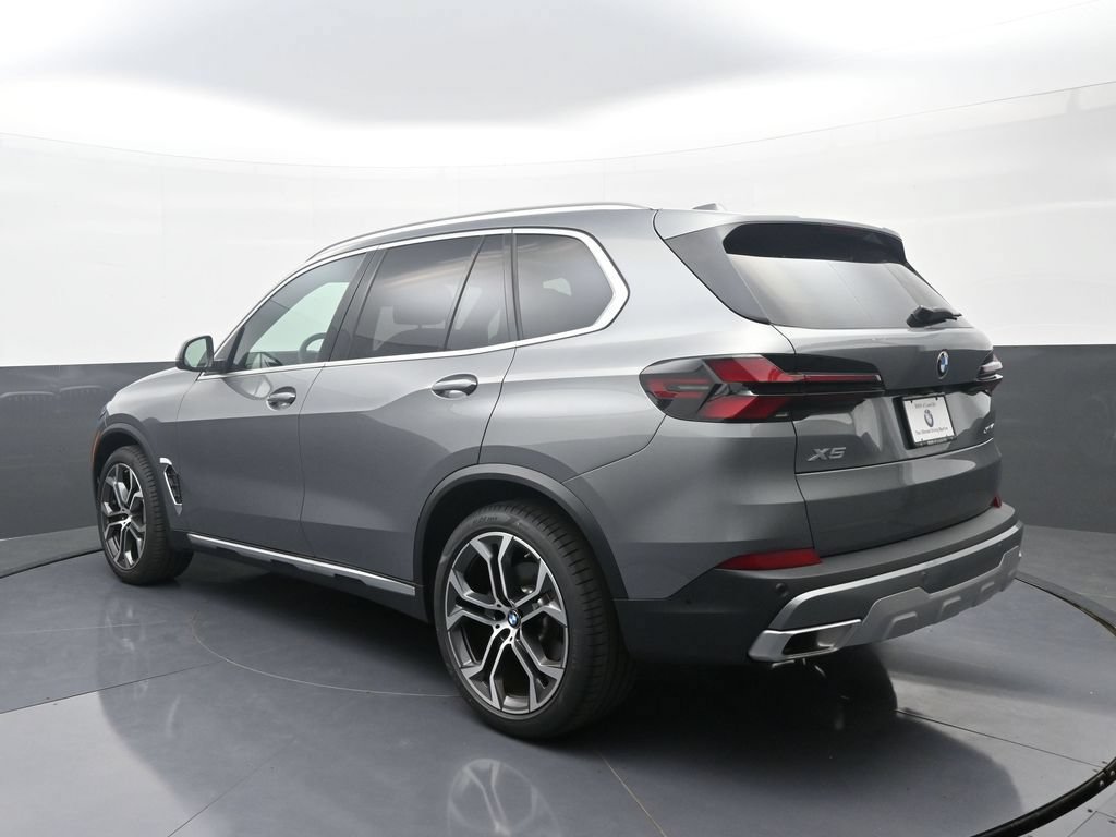 New 2026 BMW X5 xDrive40i AWD/4WD image 5