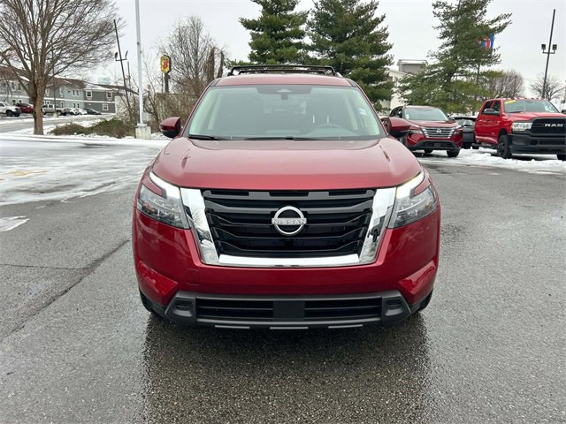 Used 2024 Nissan Pathfinder SV w/ Lighting Package (N92) image 10