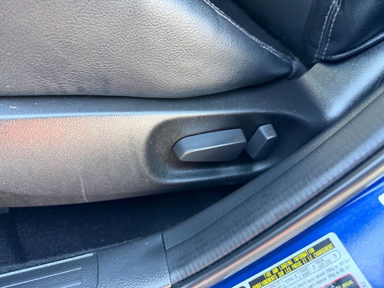 Used 2013 MAZDA MAZDA3 i Grand Touring w/ Tech Pkg image 21