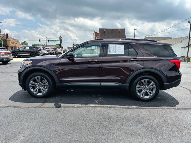 Used 2022 Ford Explorer XLT AWD/4WD image 4
