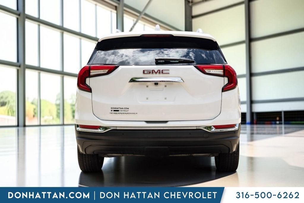Used 2023 GMC Terrain SLT FWD image 22