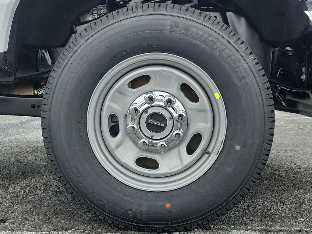 New 2026 Ford F250 XL w/ FX4 Off-Road Package image 11